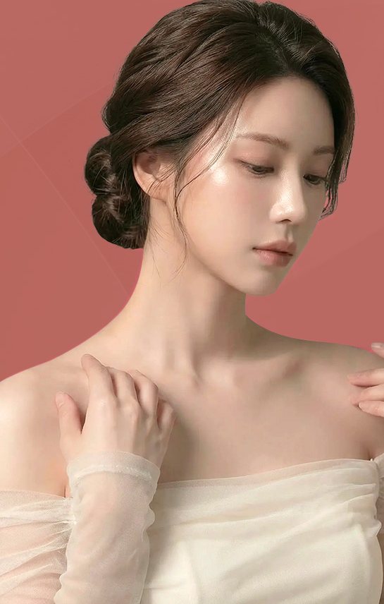 고개를 숙인 여성 모델(쪽진 머리, 시스루 오프숄더)