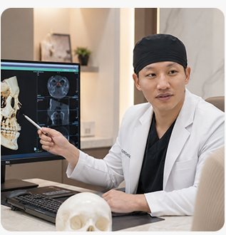 안면윤곽 전담 의료진