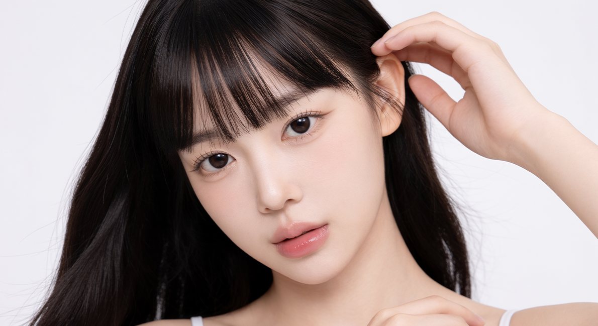 맑은 피부의 앞머리 모델