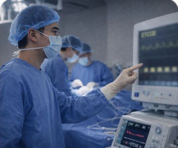 수술실 실시간 모니터링 장면
